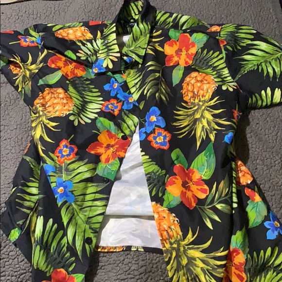 Hawaiian shirt! - Picture 1 of 1